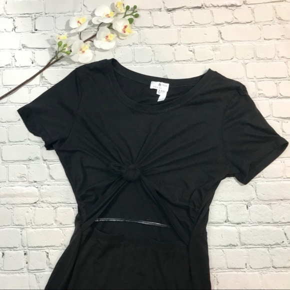 Socialite Dresses & Skirts - Socialite - Front Knot T-Shirt Dress